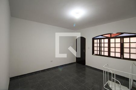 Sala de casa para alugar com 3 quartos, 156m² em Parque dos Bancarios, São Paulo