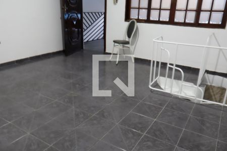 Casa à venda com 3 quartos, 156m² em Parque dos Bancarios, São Paulo