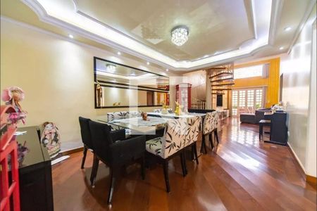 Casa à venda com 4 quartos, 300m² em Jardim Bela Vista, Santo André