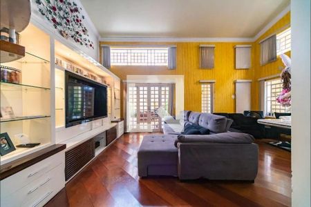 Casa à venda com 4 quartos, 300m² em Jardim Bela Vista, Santo André