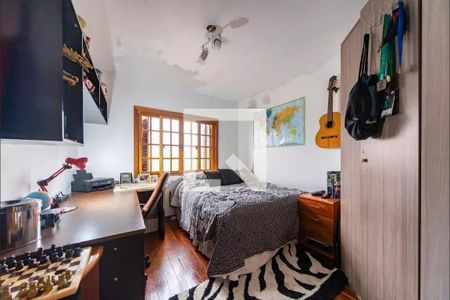 Casa à venda com 4 quartos, 300m² em Jardim Bela Vista, Santo André