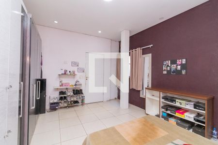 Quarto 1 de casa à venda com 2 quartos, 75m² em Vila Araguaia, São Paulo