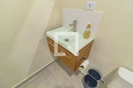 Casa para alugar com 2 quartos, 70m² em Jardim Oriental, São Paulo