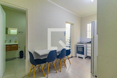 Casa para alugar com 2 quartos, 70m² em Jardim Oriental, São Paulo