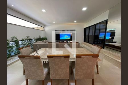 Casa de Condomínio à venda com 4 quartos, 300m² em Chácara São Rafael, Campinas