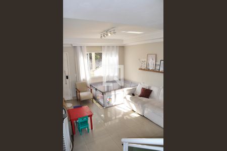 Detalhe - Sala de casa à venda com 4 quartos, 185m² em Vila Fiat Lux, São Paulo