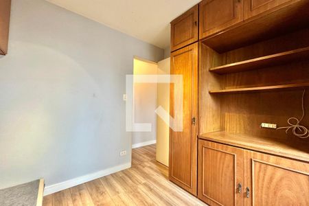 Quarto 1 de apartamento para alugar com 2 quartos, 54m² em Parque Imperial, São Paulo