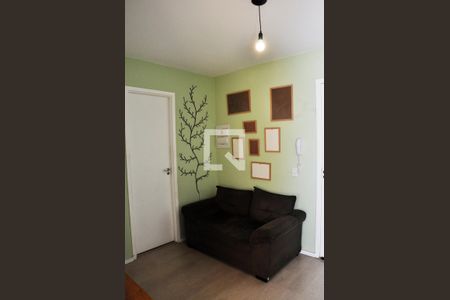 Detalhe - Sala e Cozinha de apartamento para alugar com 2 quartos, 29m² em Vila Mangalot, São Paulo