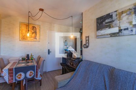 Sala  de apartamento para alugar com 2 quartos, 40m² em Campanário, Diadema