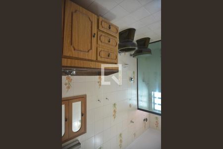 Banheiro da Suite de casa para alugar com 3 quartos, 290m² em Bangú, Santo André