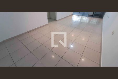 Casa à venda com 2 quartos, 235m² em Vila Yolanda, Osasco