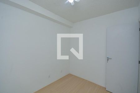 Quarto 1 de apartamento para alugar com 2 quartos, 35m² em Jardim Sabara, São Paulo