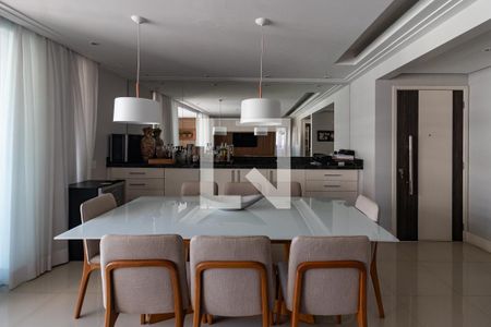 Sala de apartamento à venda com 3 quartos, 137m² em Perdizes, São Paulo