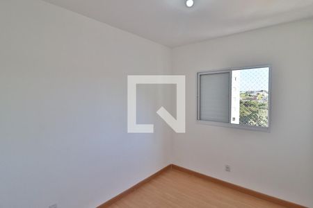 Quarto 2 de apartamento para alugar com 2 quartos, 46m² em Shopping Park, Uberlândia