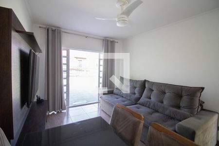 SALA de casa para alugar com 3 quartos, 150m² em Parque Sao Domingos, São Paulo