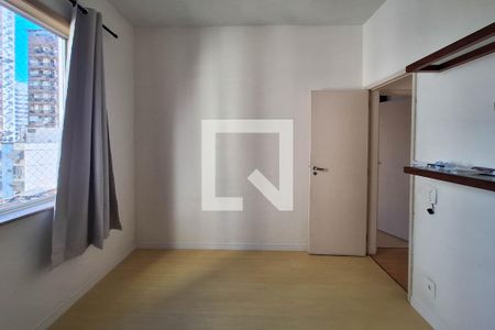Quarto 1 de apartamento para alugar com 3 quartos, 145m² em Icaraí, Niterói