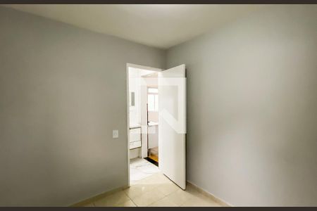 Quarto 2 de apartamento para alugar com 2 quartos, 56m² em Artur Alvim, São Paulo