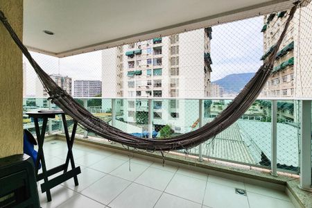 Varanda  de apartamento à venda com 4 quartos, 95m² em Maracanã, Rio de Janeiro
