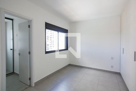 Suite de apartamento para alugar com 3 quartos, 81m² em Jardim Sul, Uberlândia