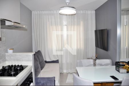 Detalhe - Sala e Sala de Jantar de apartamento à venda com 2 quartos, 34m² em Piqueri, São Paulo