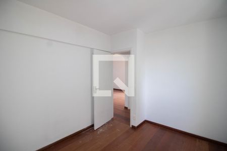 QUARTO 2 de apartamento para alugar com 2 quartos, 73m² em Parque Maria Domitila, São Paulo