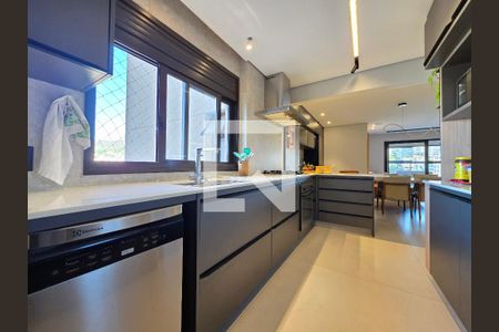 Cozinha  de apartamento à venda com 4 quartos, 145m² em Santo Antônio, Belo Horizonte