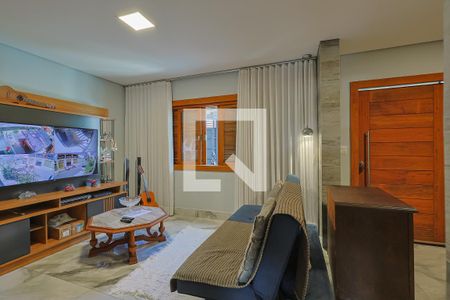 Casa à venda com 4 quartos, 300m² em Ana Lúcia, Belo Horizonte