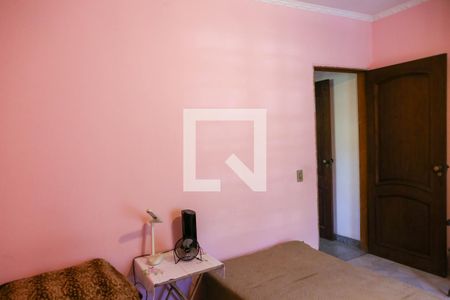 Quarto 1 de casa à venda com 2 quartos, 140m² em Vila Dalva, São Paulo