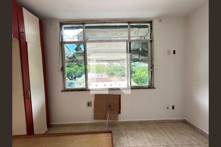 Quarto 1 de apartamento para alugar com 2 quartos, 58m² em Jardim Sulacap, Rio de Janeiro