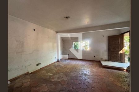 Casa à venda com 2 quartos, 190m² em Morro do Espelho, São Leopoldo