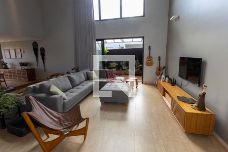 Sala de TV de casa de condomínio à venda com 4 quartos, 350m² em Alphaville, Nova Lima