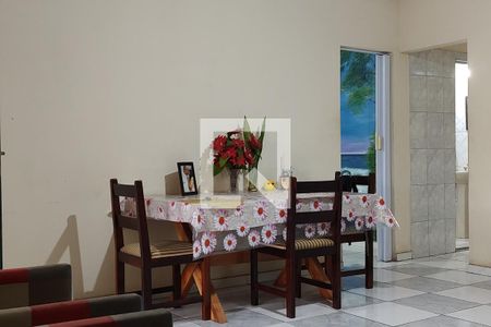 Sala de casa à venda com 3 quartos, 100m² em Pechincha, Rio de Janeiro