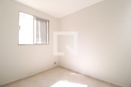 Quarto 2 de apartamento para alugar com 2 quartos, 51m² em Planalto, Uberlândia