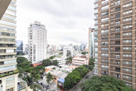 Varanda de apartamento à venda com 2 quartos, 147m² em Vila Nova Conceição, São Paulo