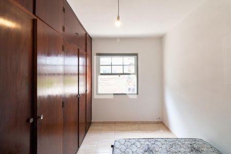 Quarto 2 de casa à venda com 2 quartos, 61m² em Jardim Rizzo, São Paulo