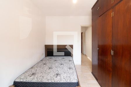 Quarto 2 de casa à venda com 2 quartos, 61m² em Jardim Rizzo, São Paulo