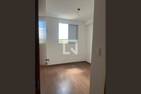 Quarto de apartamento à venda com 2 quartos, 45m² em Notre Dame, Campinas