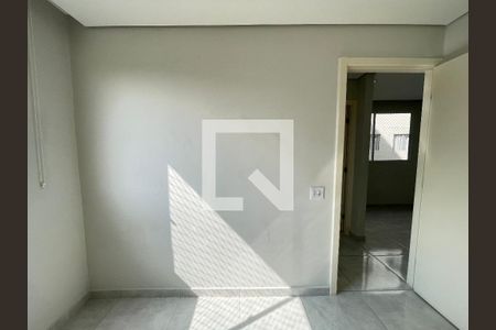 Quarto 1 de apartamento para alugar com 2 quartos, 40m² em Jardim D’abril, São Paulo