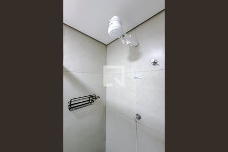 Banheiro de kitnet/studio para alugar com 1 quarto, 17m² em Vila Mariana, São Paulo