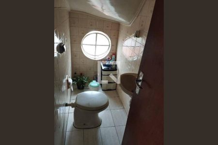 Casa à venda com 3 quartos, 130m² em Vila Dalva, São Paulo