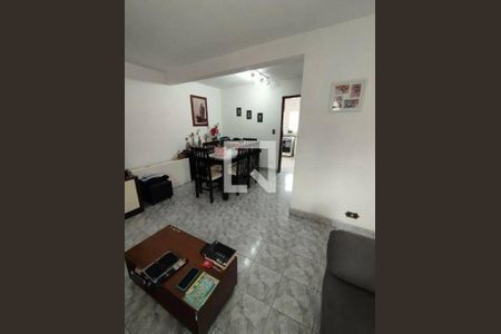 Casa à venda com 3 quartos, 130m² em Vila Dalva, São Paulo