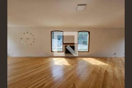 Casa à venda com 4 quartos, 389m² em Vila Antonio, São Paulo