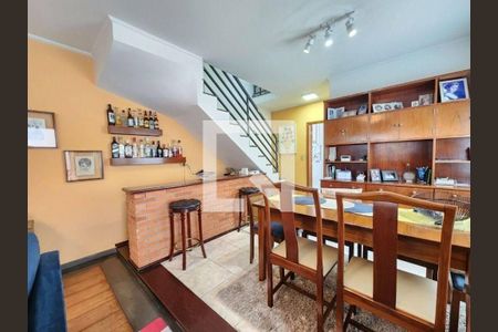 Casa à venda com 3 quartos, 247m² em Jardim Esmeralda, São Paulo