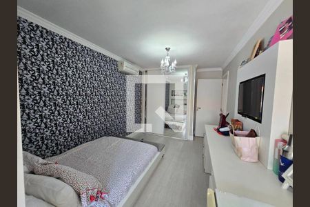 Casa à venda com 3 quartos, 113m² em Vila Pirajussara, São Paulo