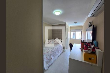 Casa à venda com 3 quartos, 113m² em Vila Pirajussara, São Paulo