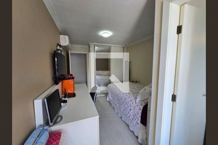 Casa à venda com 3 quartos, 113m² em Vila Pirajussara, São Paulo