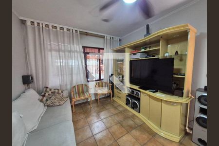 Casa à venda com 3 quartos, 250m² em Rio Pequeno, São Paulo