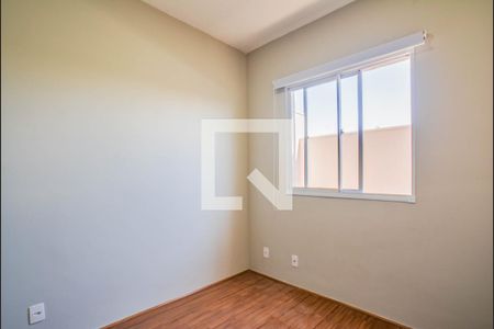 Quarto 2 de apartamento para alugar com 2 quartos, 47m² em Jardim, Santo André