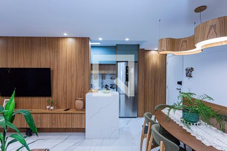 Sala e varanda extendida de apartamento à venda com 2 quartos, 67m² em Vila Arcadia, São Paulo