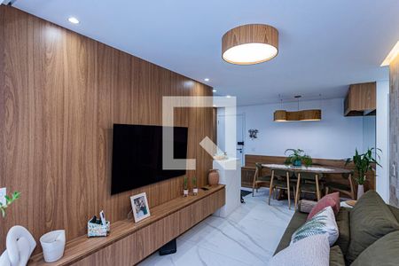 Sala e varanda extendida de apartamento à venda com 2 quartos, 67m² em Vila Arcadia, São Paulo